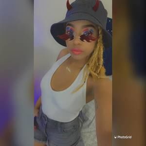 Meet your Posher, Emil